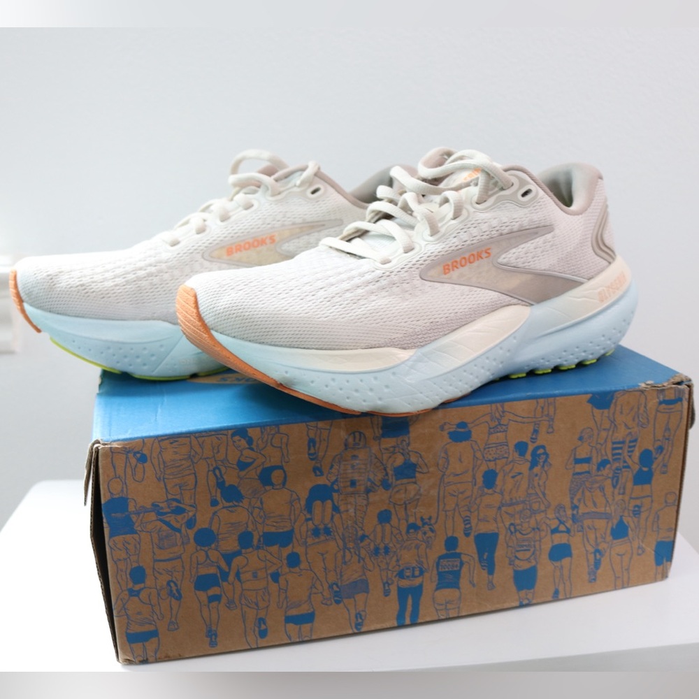 Brooks Women's Sneakers in Cream and Orange